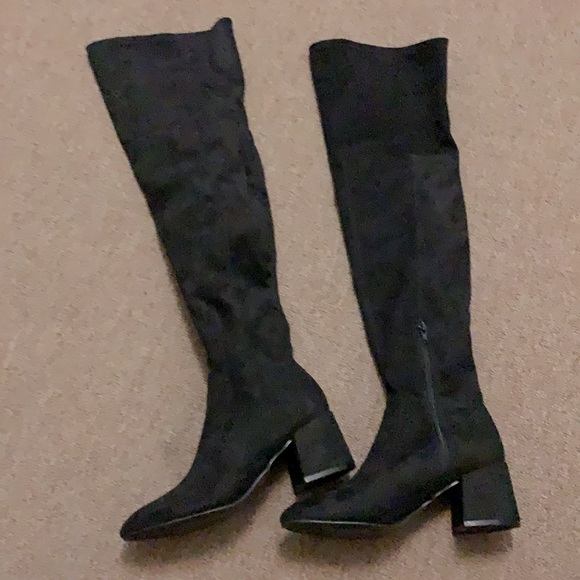 NINE WEST FELIPE OVER THE KNEE BOOTS 🖤 - Picture 4 of 5